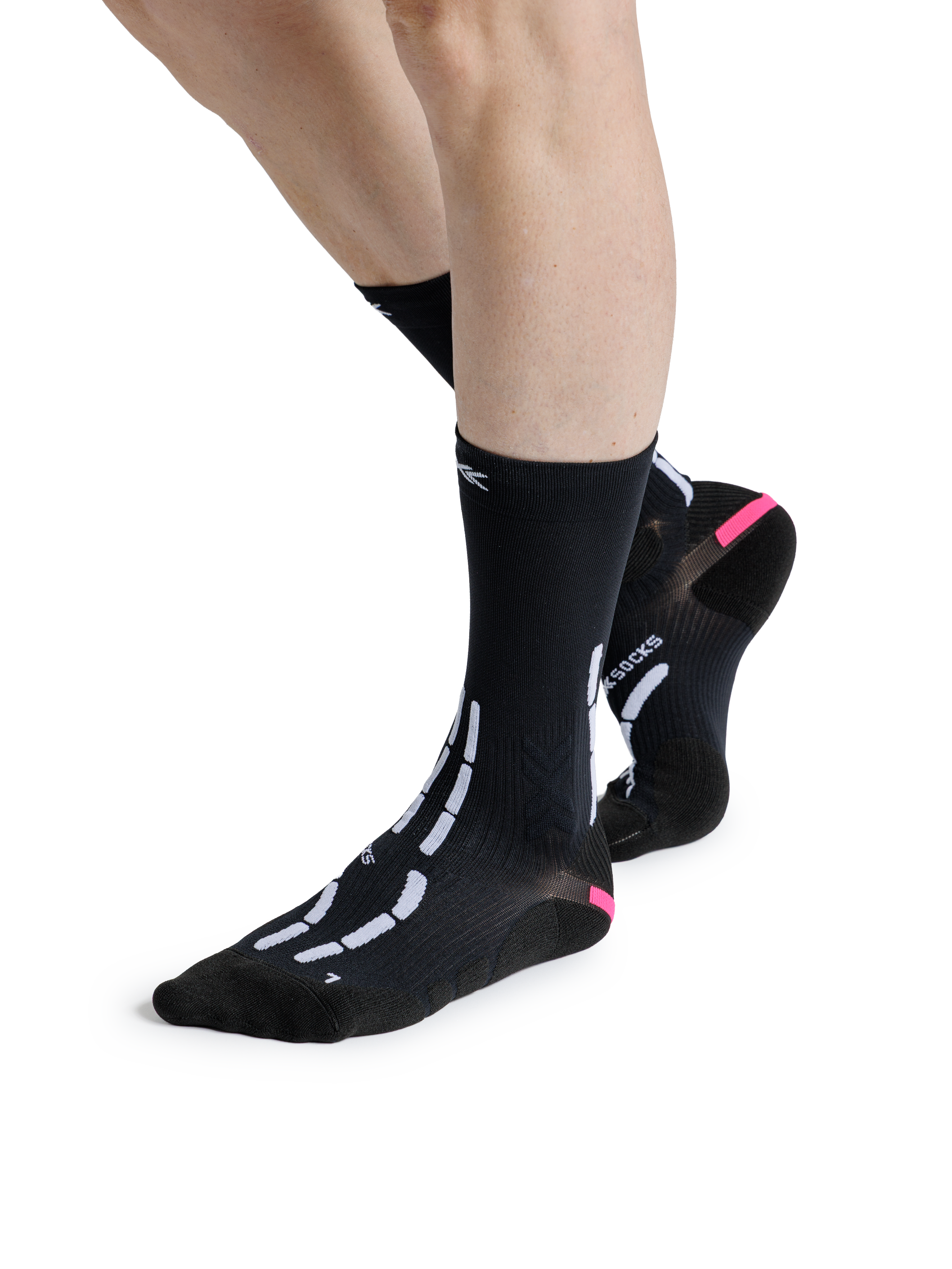 #color_x-black-x-white