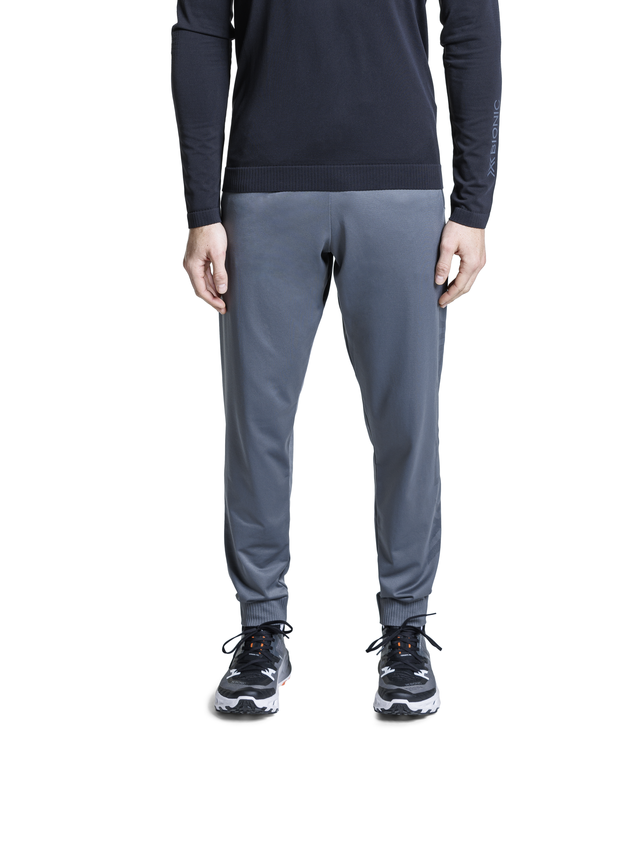 3ff4e35c-8875-4e31-a484-5a95e7b773e5___3ff4e35c-8875-4e31-a484-5a95e7b773e5,XE-YPX4W24U-G810,250109-XE-YPX4W24U-G810-MODEL_SHOT-0169 copy_2C,dam,#color_rhino-grey