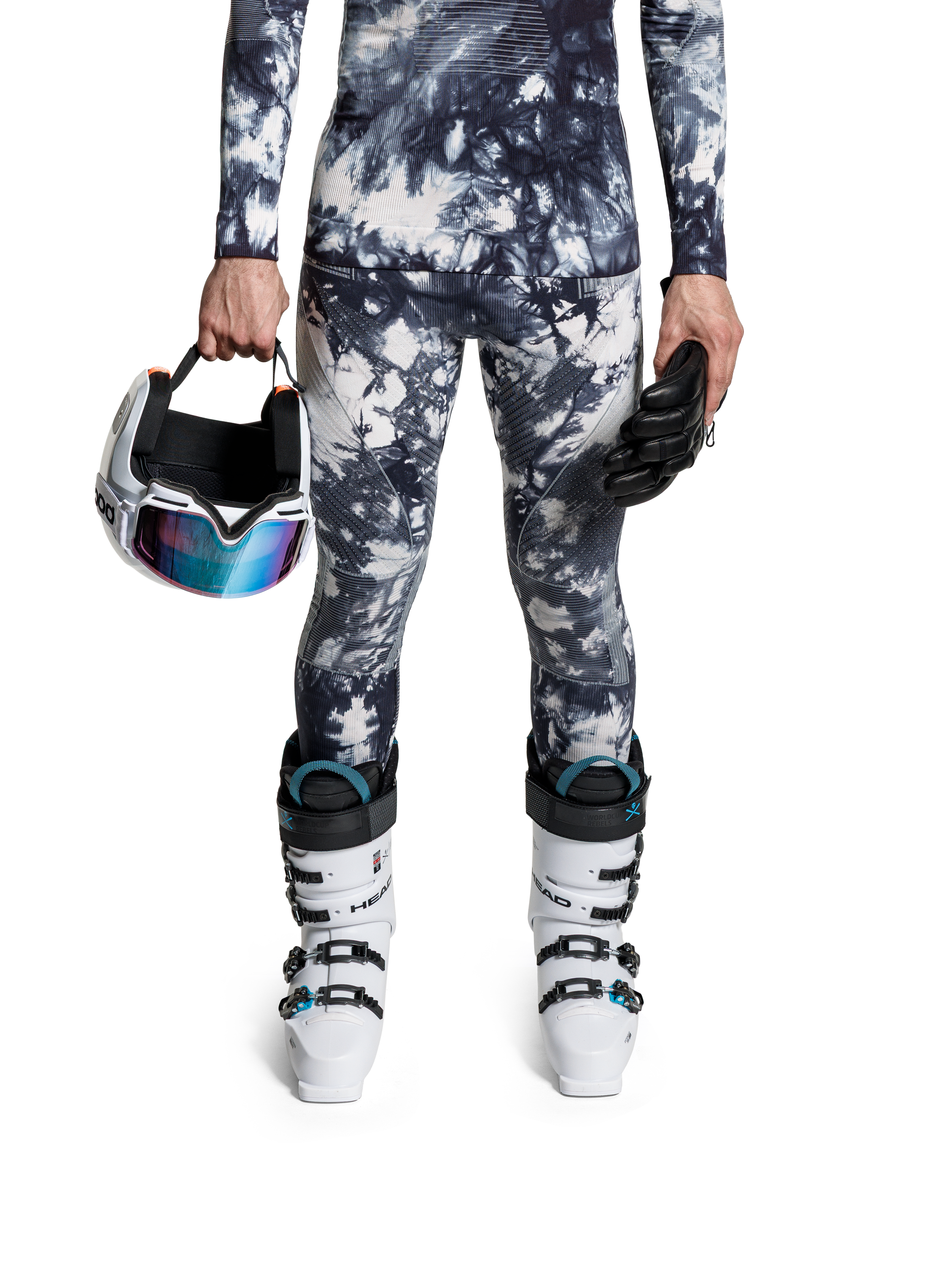 47150c2a-c5ae-431c-8b0b-3270f0ed10d3___47150c2a-c5ae-431c-8b0b-3270f0ed10d3,EA-SP05W25U-B141,250204-EA-SP05W25U-B141-MODEL_SHOT-0004_2C,dam,#color_tiedye-x-black-x-white