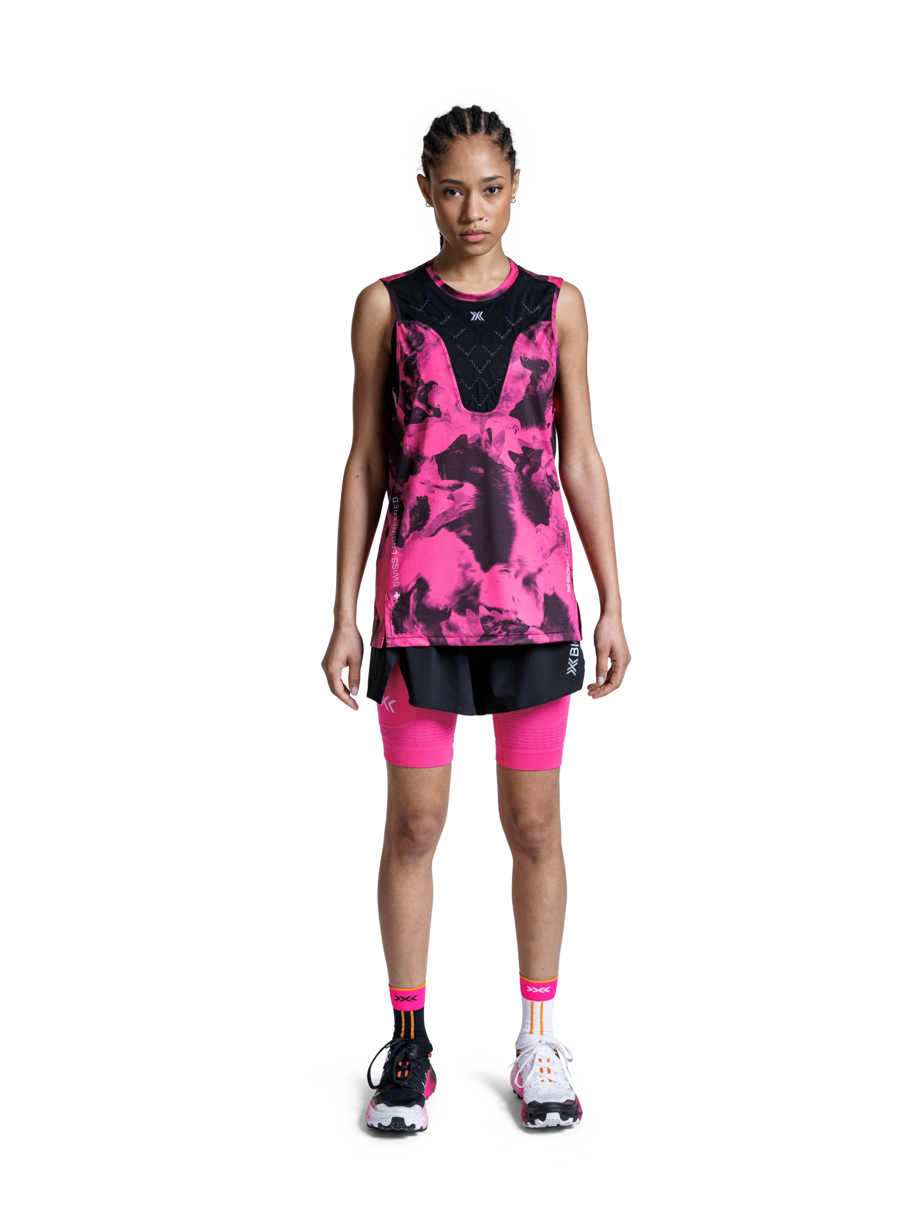 X-BIONIC COREFUSION RUN TANK - Wolfpack Black Neo Pink - Tanks - 16 of 27