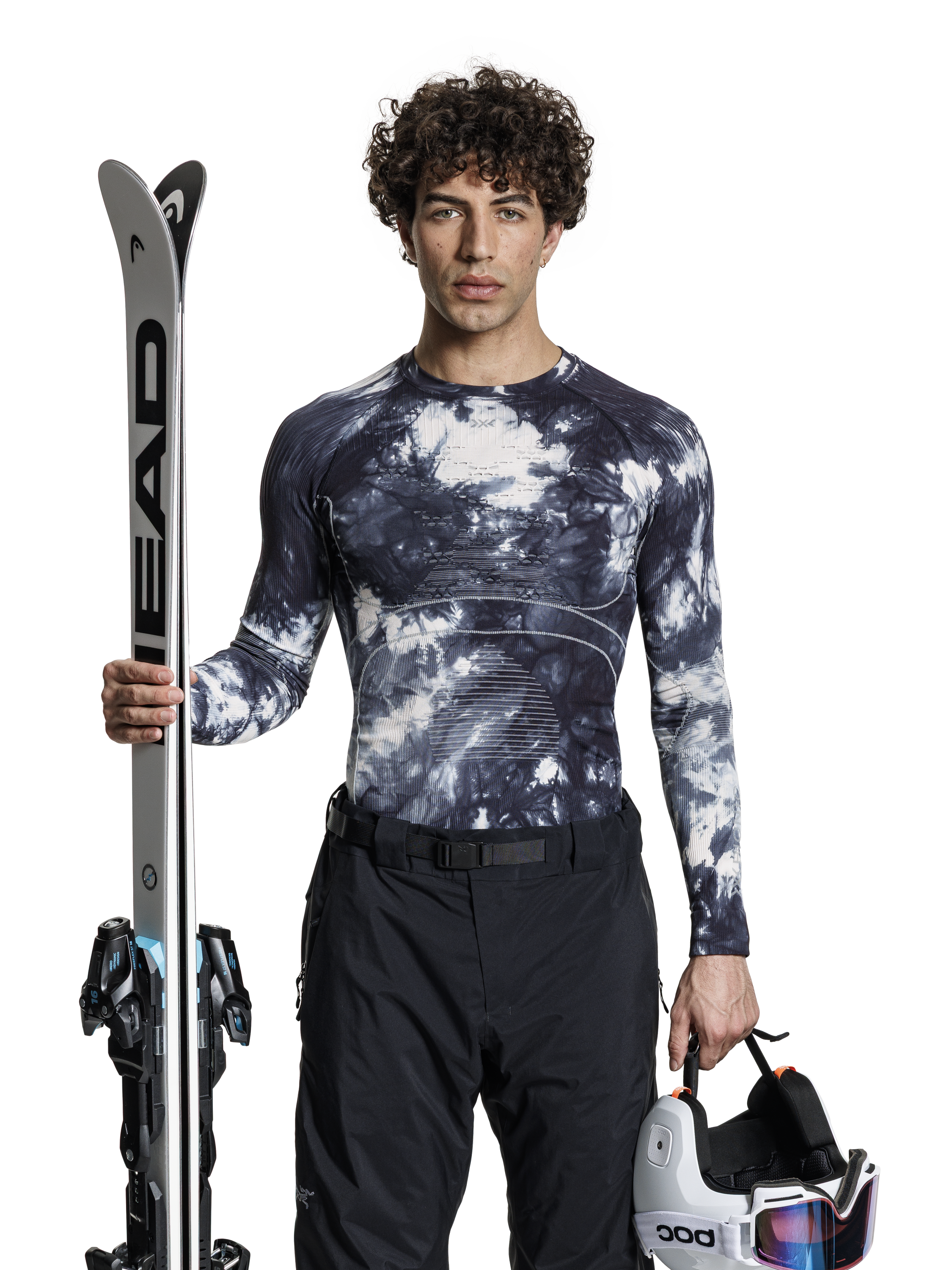 f2ffb939-15d0-4331-85f2-2710d176afe6___f2ffb939-15d0-4331-85f2-2710d176afe6,EA-S106W25U-B141,250204-EA-S106W25U-B141-MODEL_SHOT-0056_2C,dam,#color_tiedye-x-black-x-white