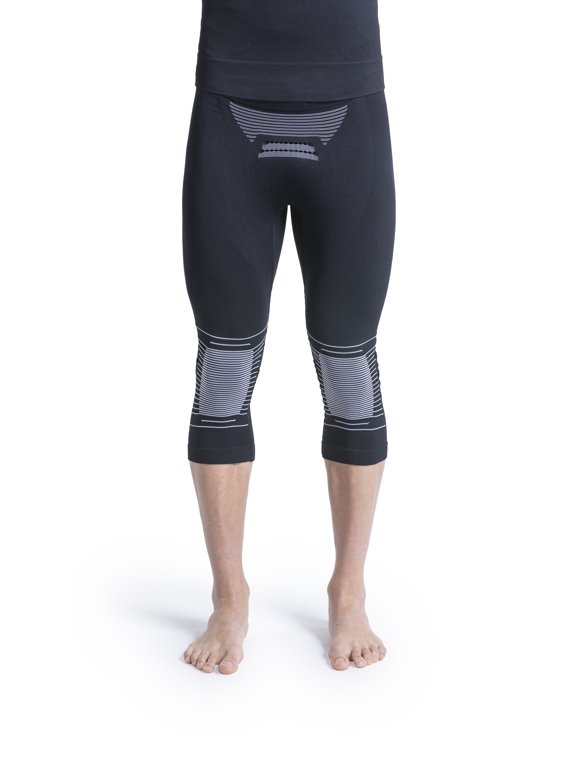 0348ff79-3eb9-41f7-ba47-ffeb6adb9de1___0348ff79-3eb9-41f7-ba47-ffeb6adb9de1,NG-YP07W19M-B002,241203-NG-YP07W19M-B002-MODEL_SHOT-0049 copy_2C,dam,#color_opal-black-arctic-white