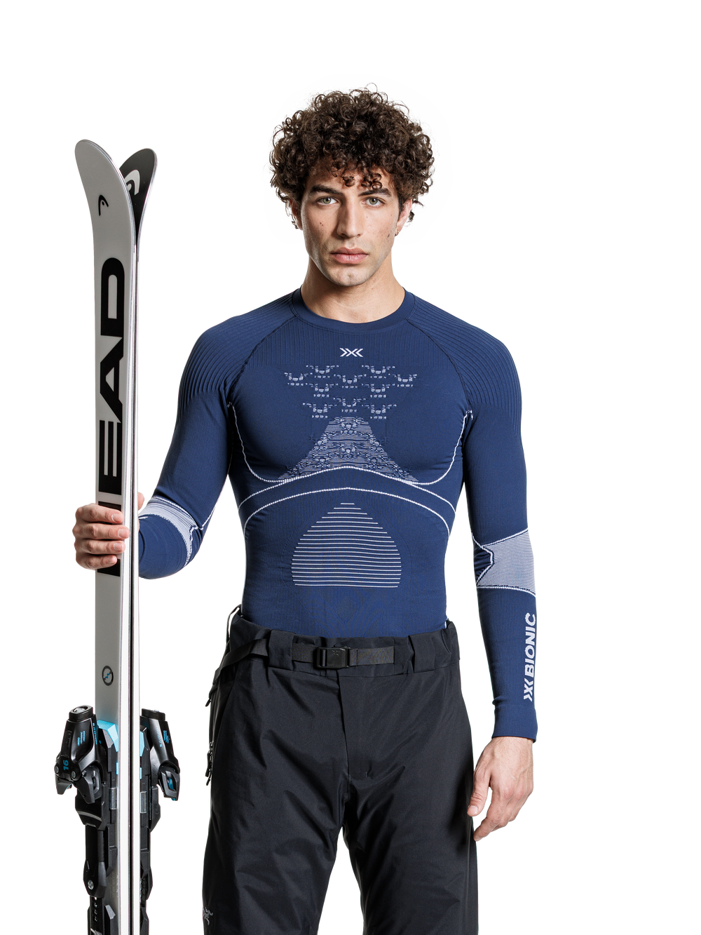 1b70d956-4001-4af6-8a1f-c06313648827___1b70d956-4001-4af6-8a1f-c06313648827,EA-WT06W19M-A698,250128-EA-WT06W19M-A698-MODEL_SHOT-0197_2C,dam,#color_marine-optical-white