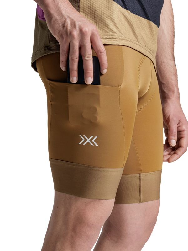 Integrated mesh + cargo pockets