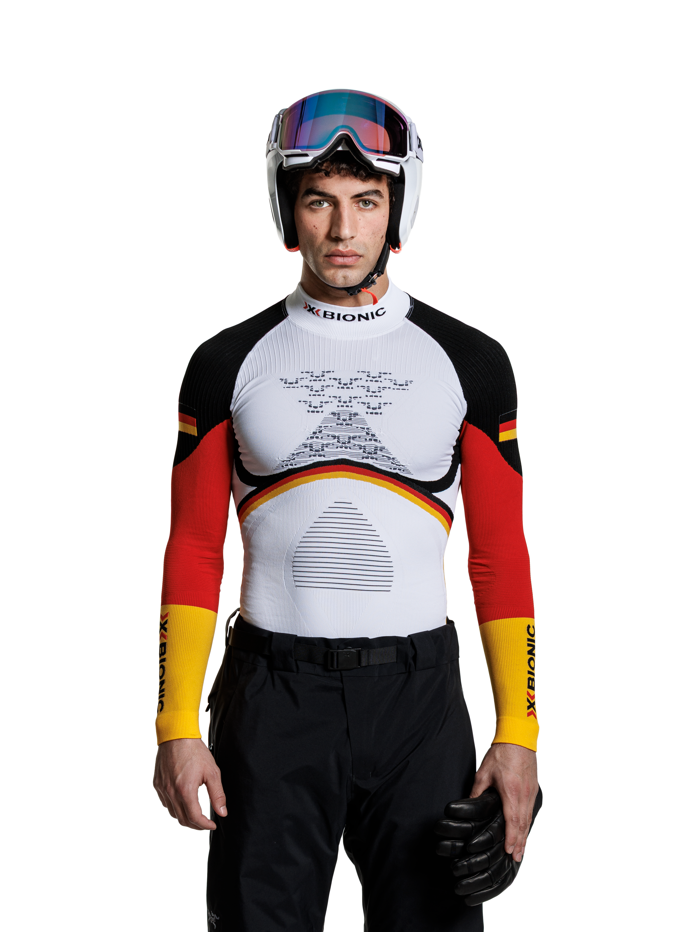 25fd466c-c4dd-49e1-bf90-079b558c3d30___25fd466c-c4dd-49e1-bf90-079b558c3d30,EA-WT46W19M-T024,250128-EA-WT46W19M-T024-MODEL_SHOT-0143_2C,dam,#color_germany