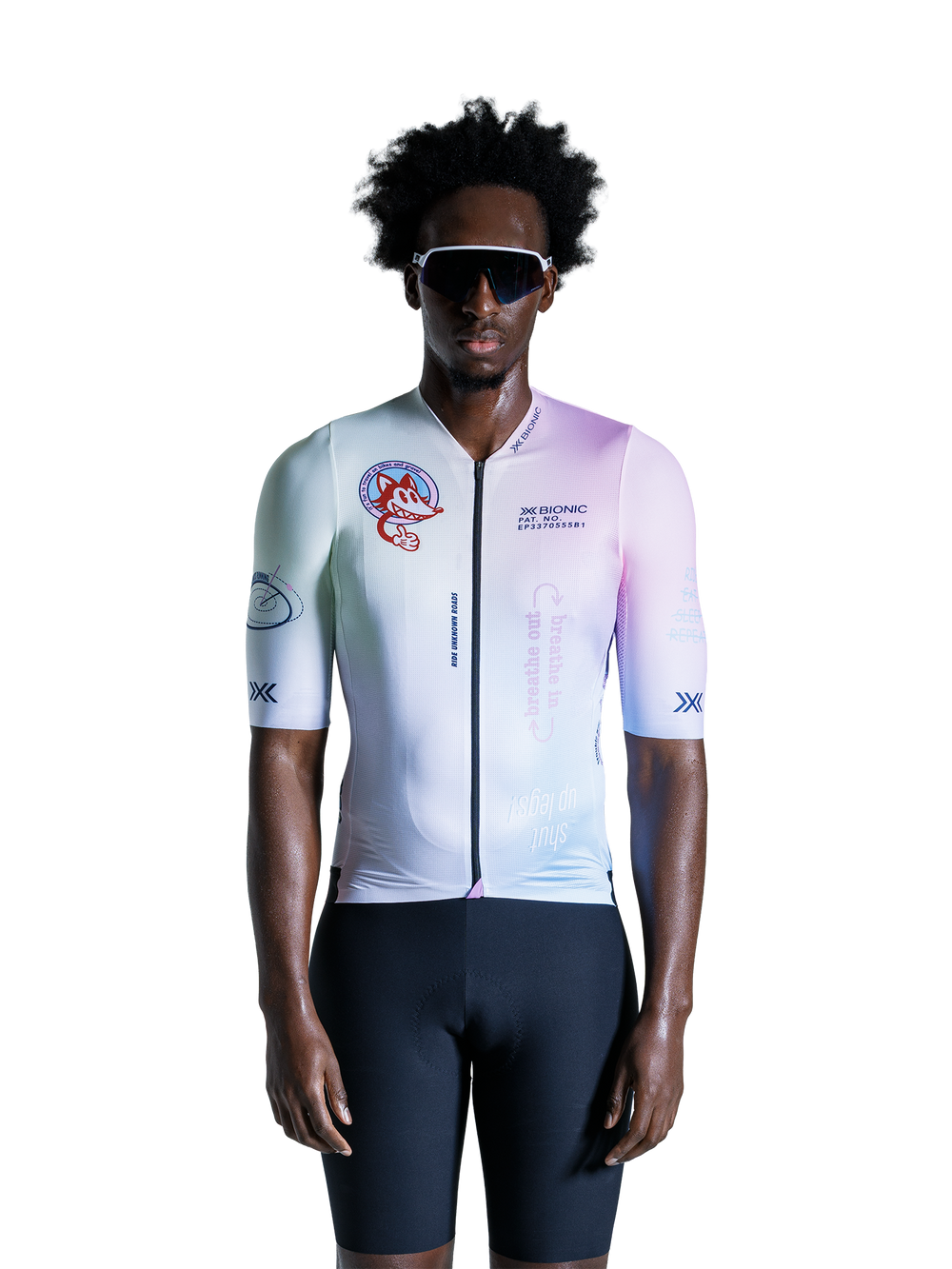 9772e3df-4ca6-410d-855e-e5286f3e710d___9772e3df-4ca6-410d-855e-e5286f3e710d,CF-BTC8S24M-Z007,240919-CF-BTC8S24M-Z007-MODEL_SHOT-2-2C,dam,#color_z007