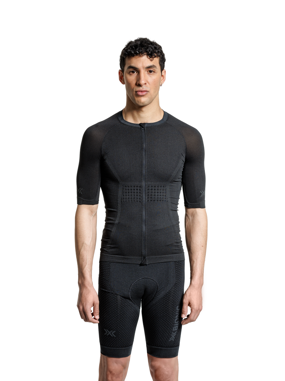 999381a7-8176-45f1-8b2b-82a80fde07db___dd023100-e210-44cc-97a1-3ac031cfac29,CX-BTKJS25M-B130,250123-CX-BTKJS25M-B130-MODEL_SHOT-0087-Edit_2C,dam,#color_x-black-rhino-grey