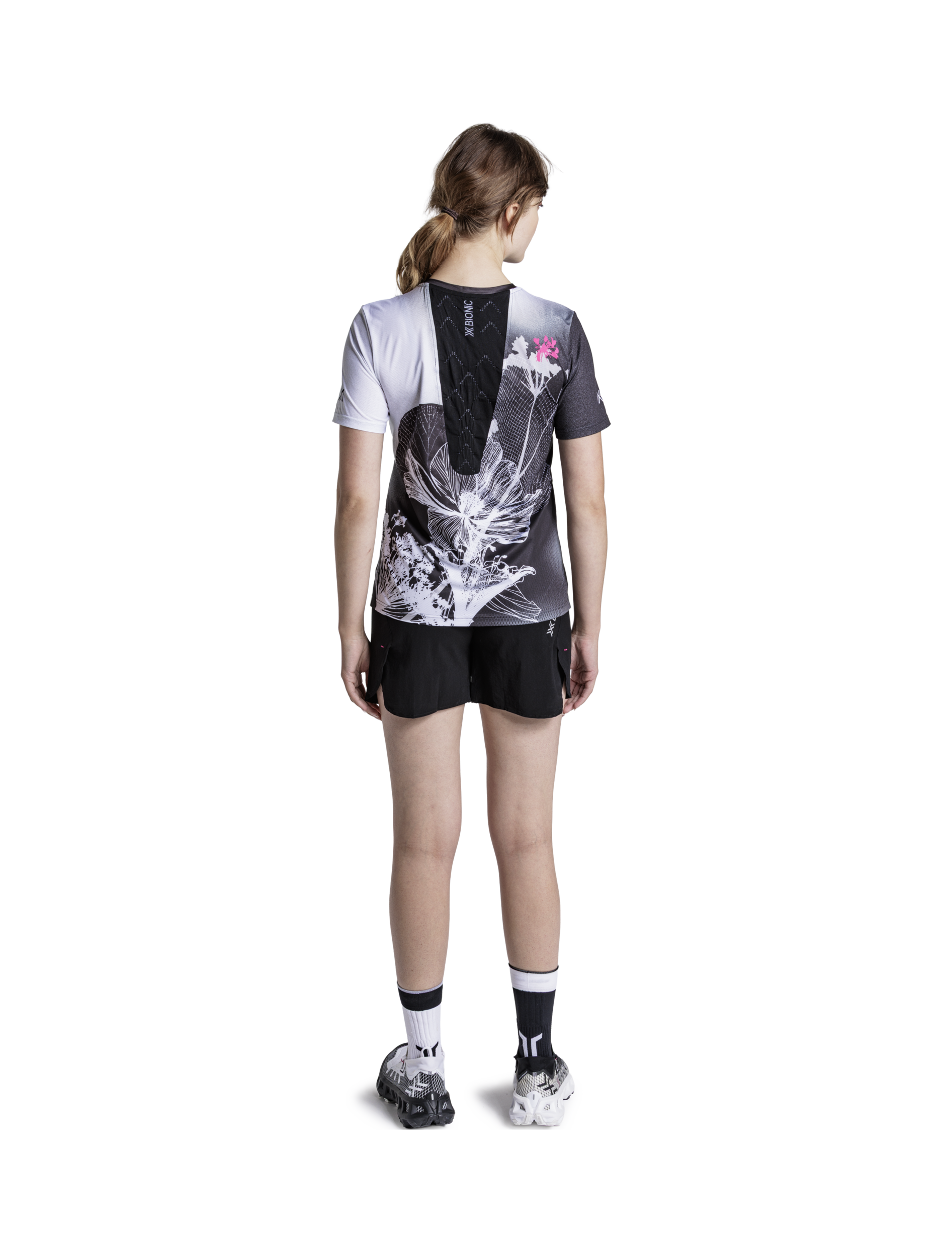 X-BIONIC COREFUSION RUN SHIRT SS WMN - Yinyang X Black X White - T-Shirts - 36 of 50