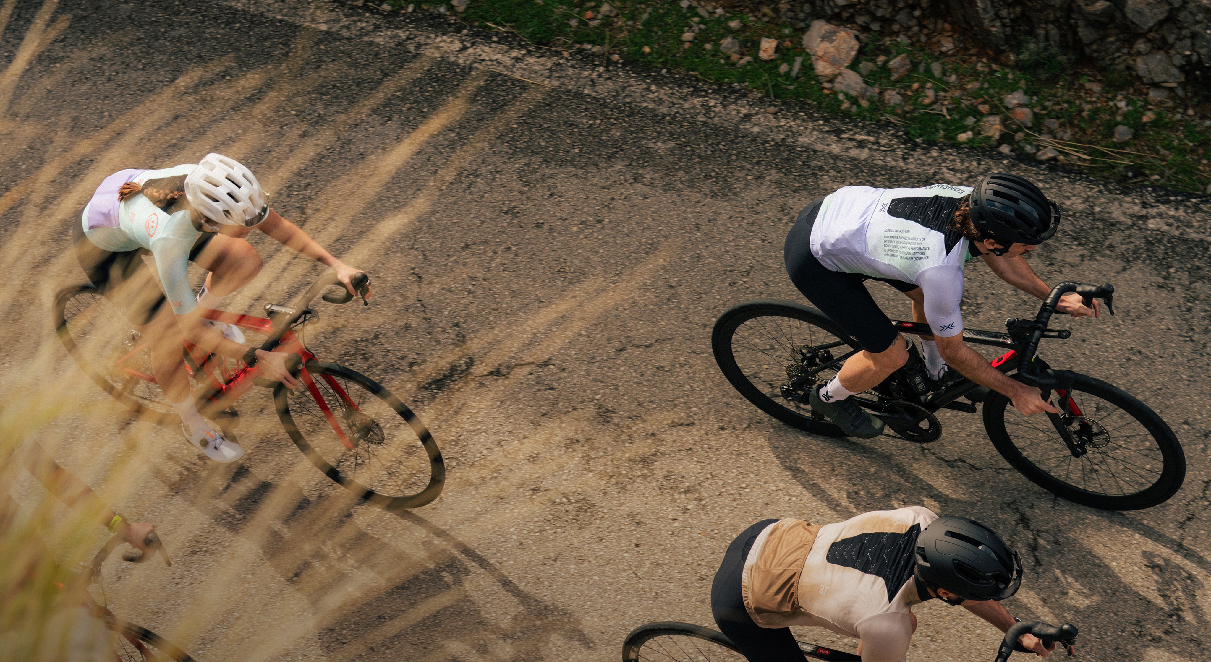 on ベスト X-BIONIC® Swiss-engineered performance base layers & sportswear