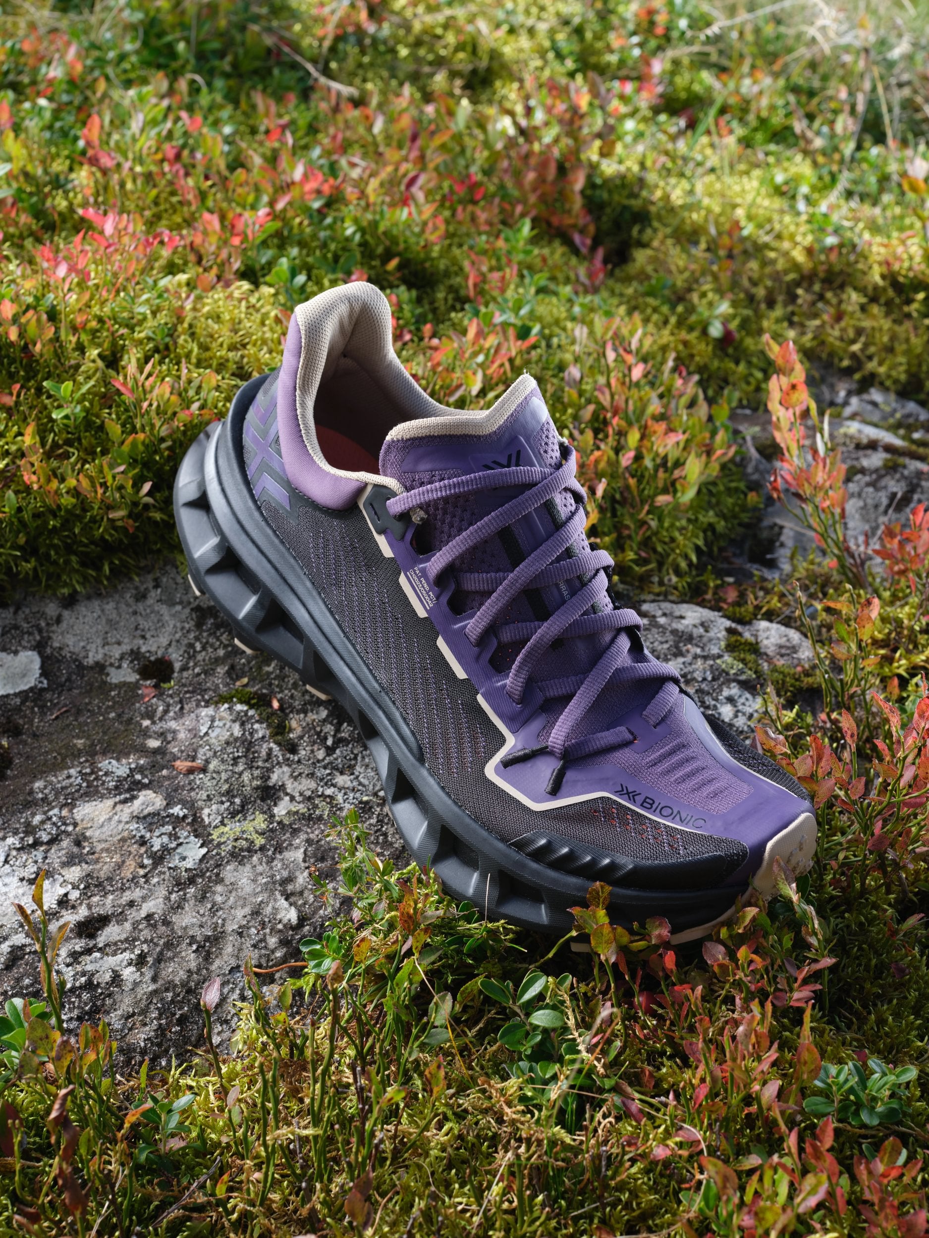X-BIONIC TERRASKIN X03 - Deep Purple X Black Sand - Footwear - 30 of 50