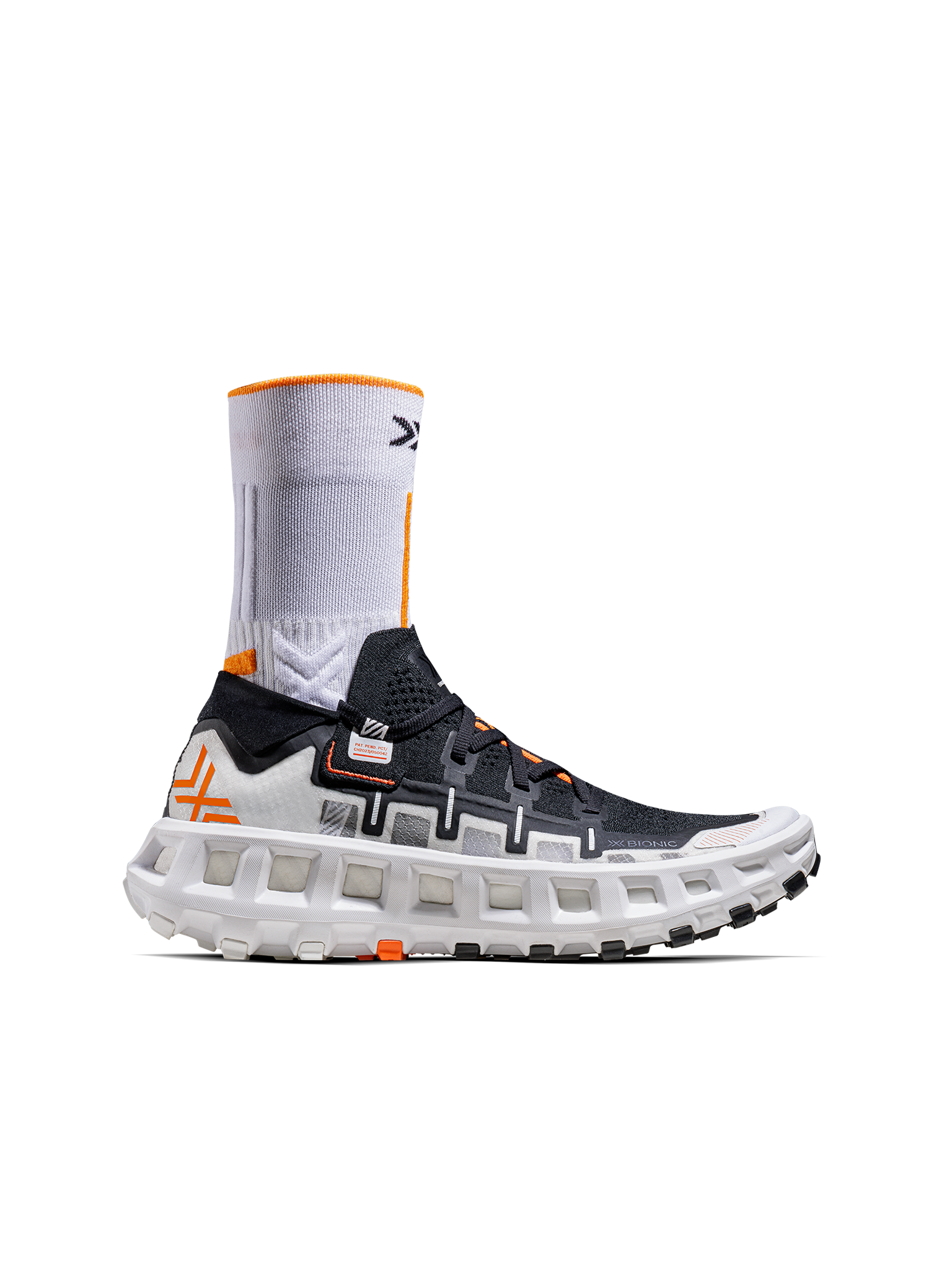 X-BIONIC TERRASKIN X01 - X White X Black - Footwear - 31 of 44