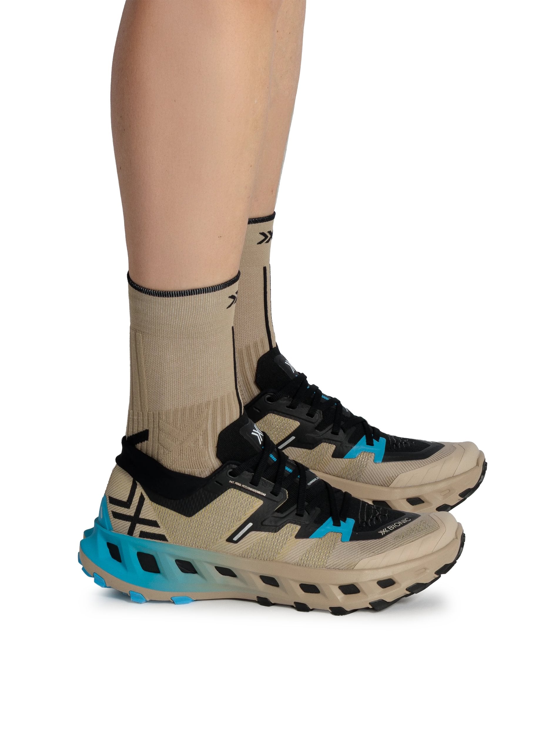 X-BIONIC TERRASKIN X02 - Sand X Black Eternal Ice - Footwear - 2 of 50