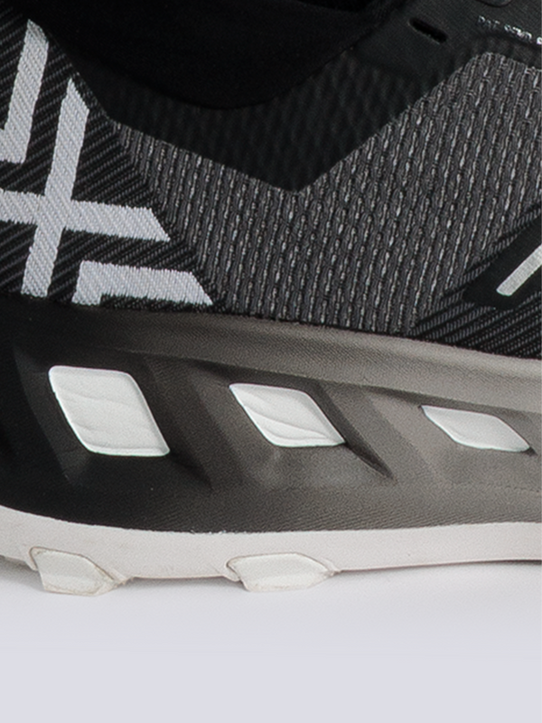 VERTICAL CUSHIONING, LATERAL STABILITY