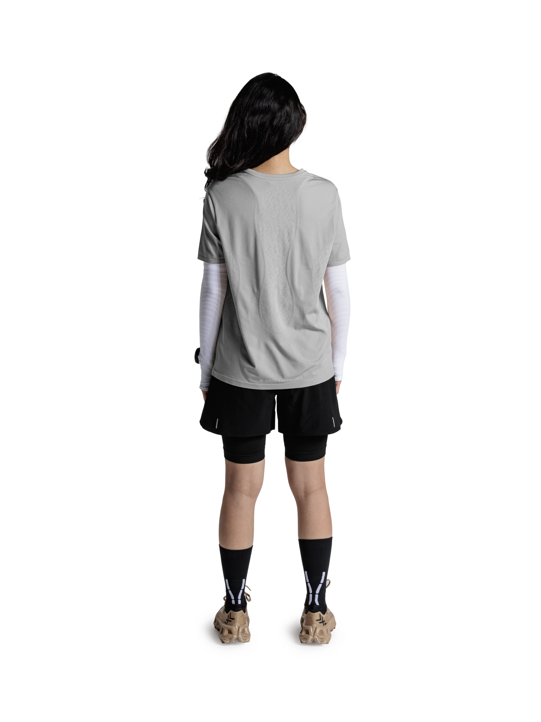 X-BIONIC XCEED RUN DISCOVER SHIRT WMN - Seal Grey - T-Shirts - 29 of 33