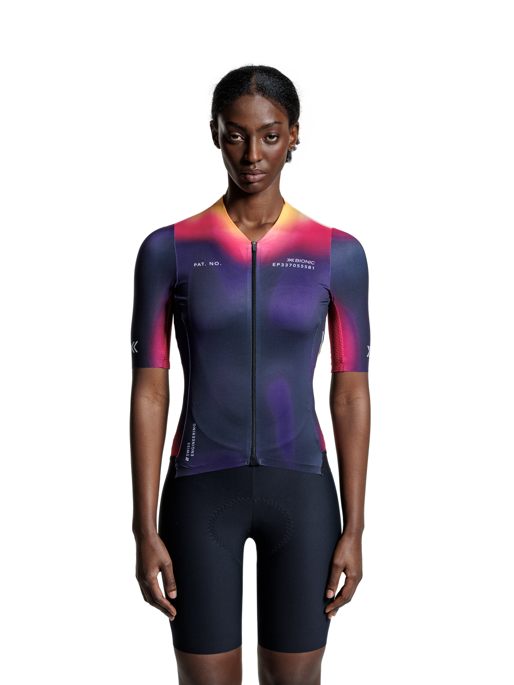 a2557756-c134-45dc-b9ec-1e0386ade720___a2557756-c134-45dc-b9ec-1e0386ade720,CF-BT28S23W-O001,250121-CF-BT28S23W-O001-MODEL_SHOT-0642_2C,dam,#color_heatmap