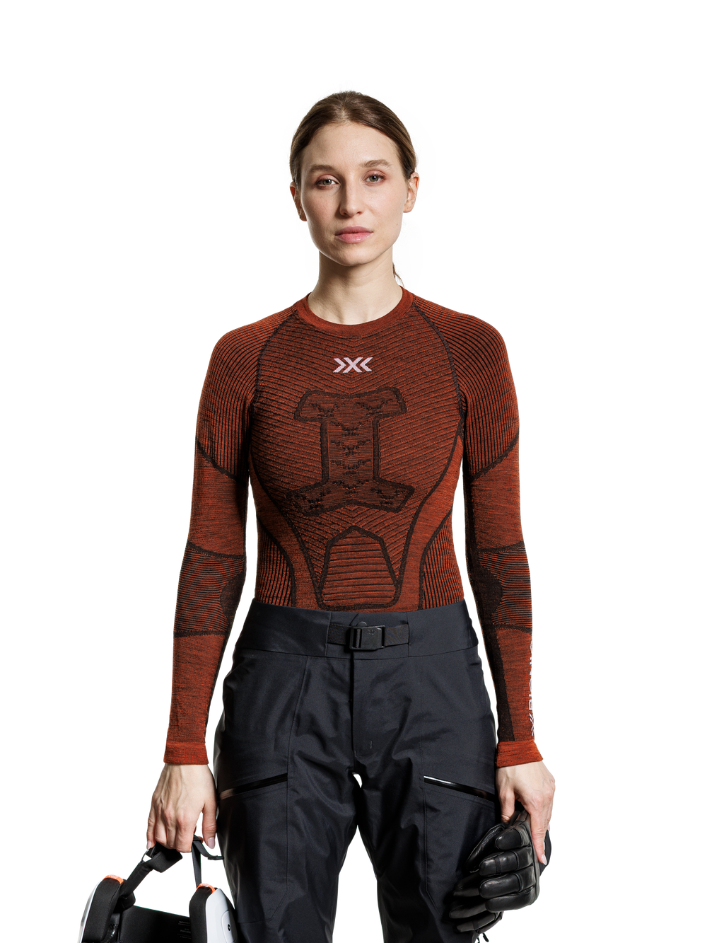 a8426098-1441-4d95-91e1-a7b4332bf641___a8426098-1441-4d95-91e1-a7b4332bf641,XM-YTB2W24W-R290,250129-XM-YTB2W24W-R290-MODEL_SHOT-0056_2C,dam,#color_clay