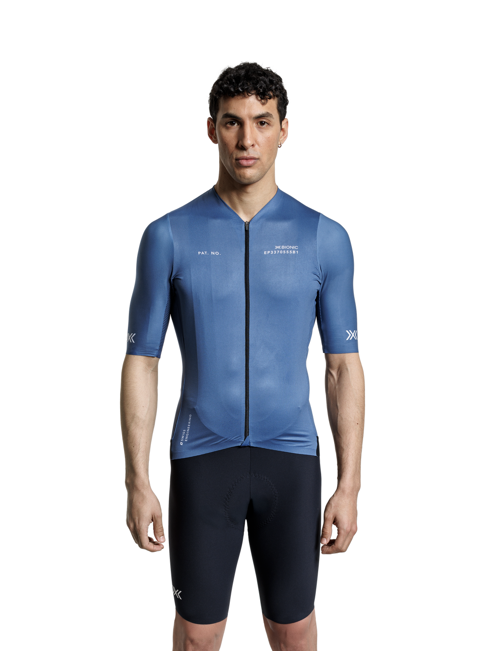 ae23748b-82ab-4e3e-949a-aa0f8f2bab06___ae23748b-82ab-4e3e-949a-aa0f8f2bab06,CF-BT28S23M-A013,250123-CF-BT28S23M-A013-MODEL_SHOT-0060-Edit_2C,dam,#color_mineral-blue