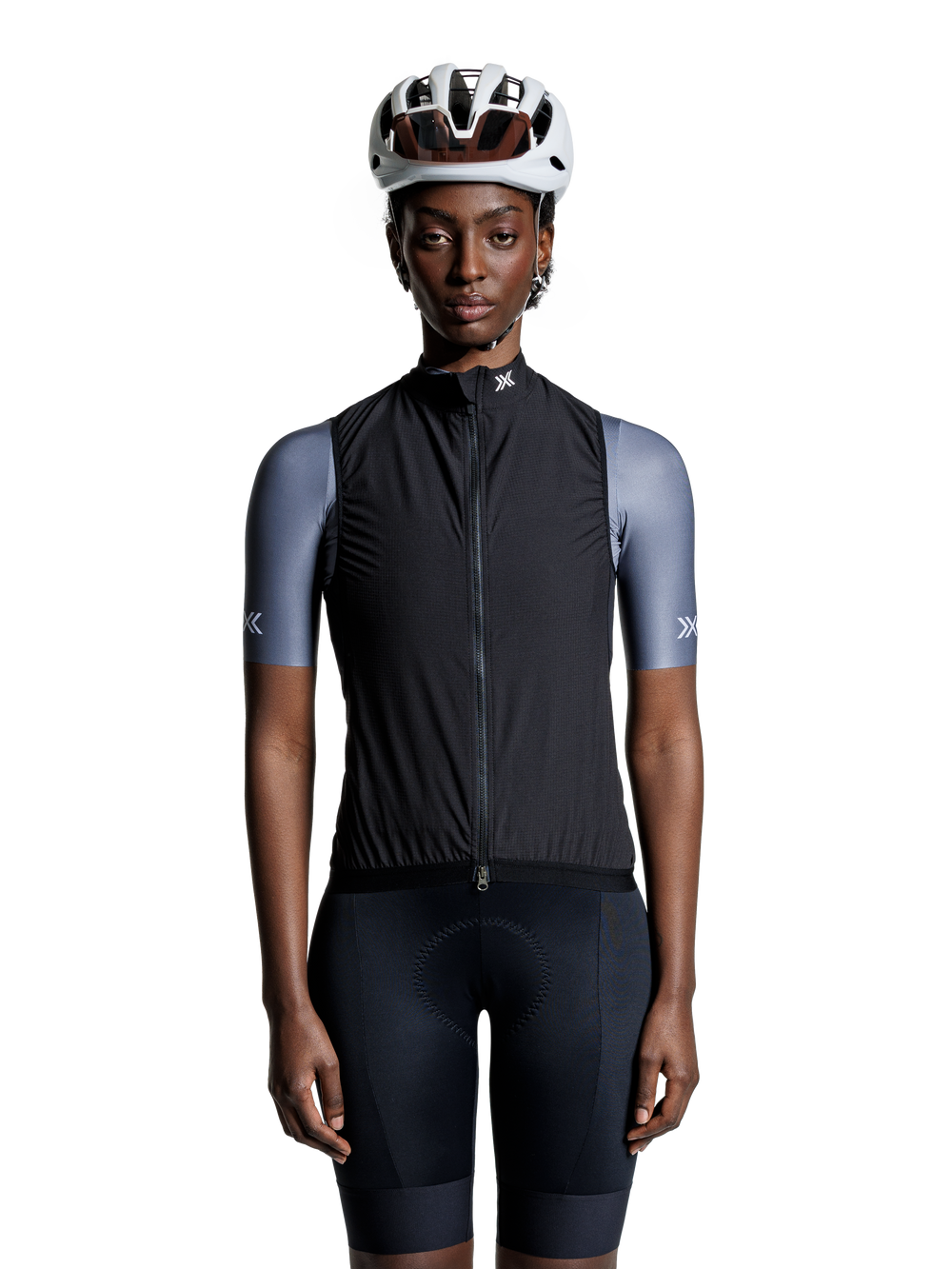 c46903e0-f643-4df0-bc6d-0ef524929d81___c46903e0-f643-4df0-bc6d-0ef524929d81,SW-BJ00S25U-B120,250121-SW-BJ00S25U-B120-MODEL_SHOT-0001_2C,dam,#color_x-black