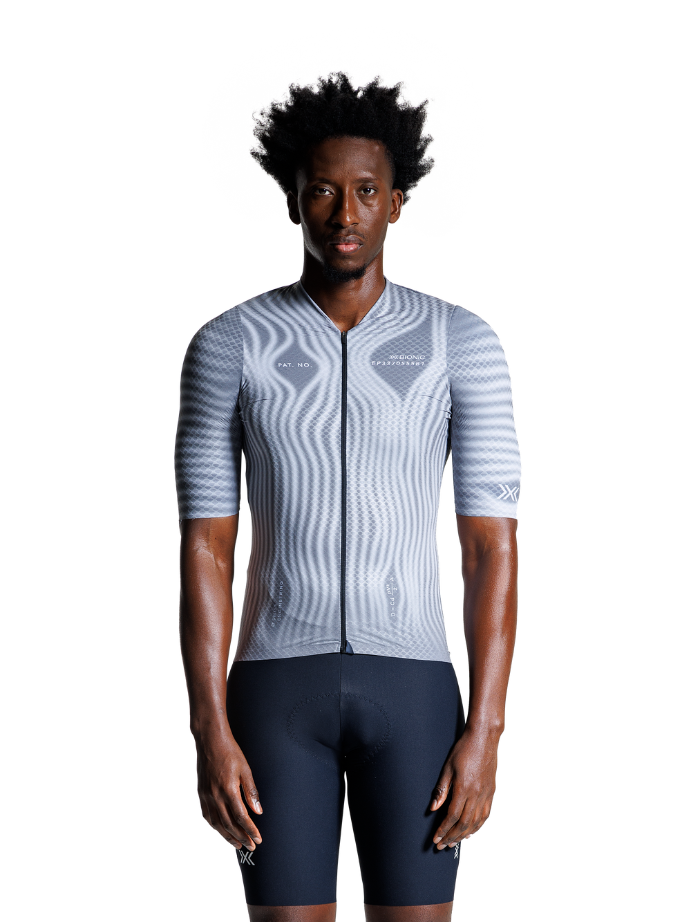 df4a188b-8277-49ee-ad88-cce9f26ac184___df4a188b-8277-49ee-ad88-cce9f26ac184,CF-BTUAS25M-G603,240919-CF-BTUAS25M-G603-MODEL_SHOT-4_2C,dam,#color_windmap-seal-grey